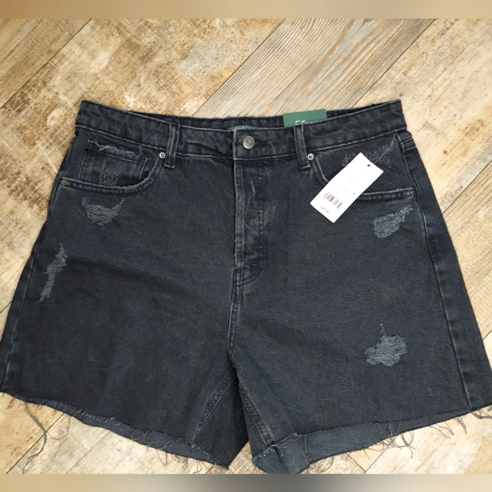 High Waisted Distressed Denim Shorts